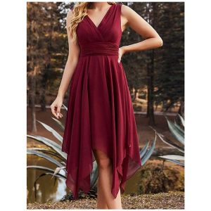 Robe de soirée élégante courte et sans manche en mousseline